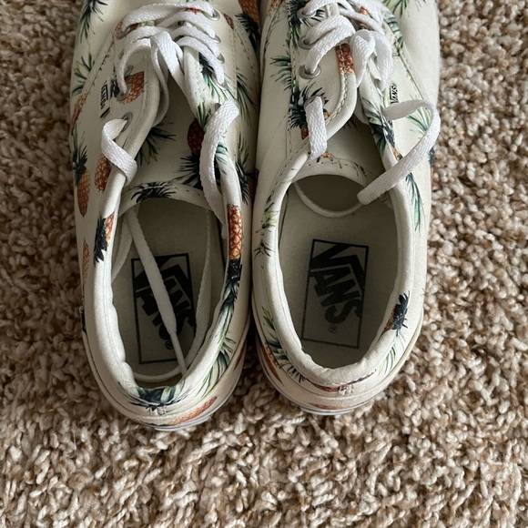 Vans Pineapple Print Canvas Shoes Women’s Size 7 - Picture 7 of 9